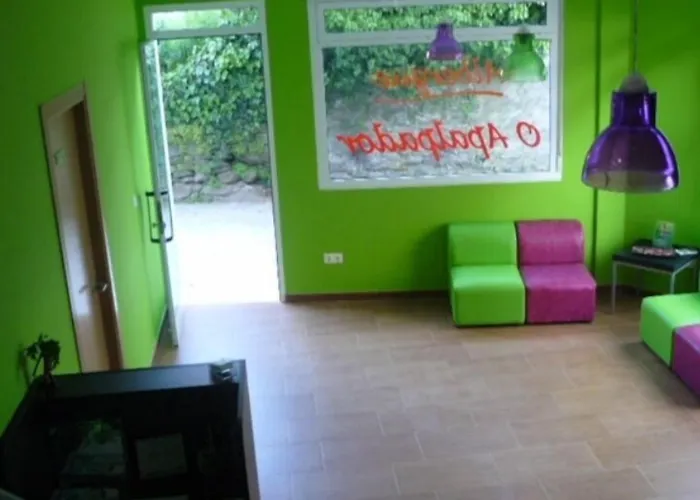 O Apalpador Hostel *